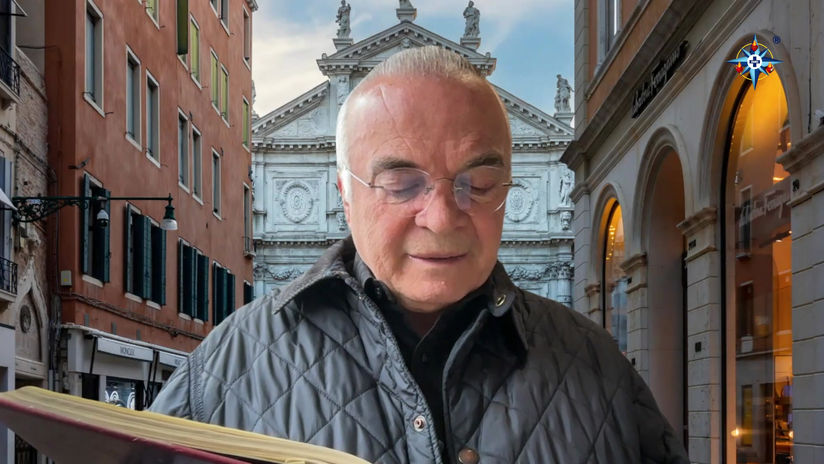 De la Mano de Jesús y de María en laTormenta l Marino Restrepo